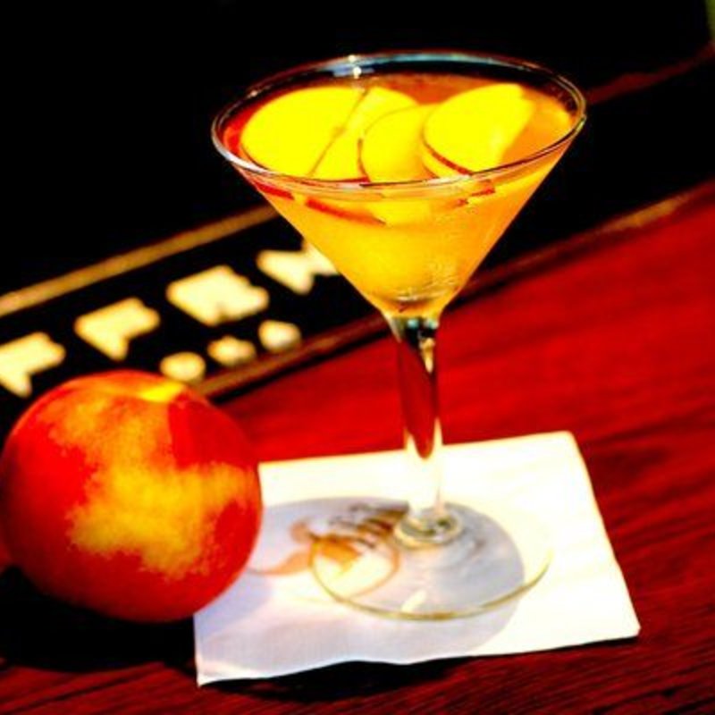 ピーチマティー二(ago restaurant)