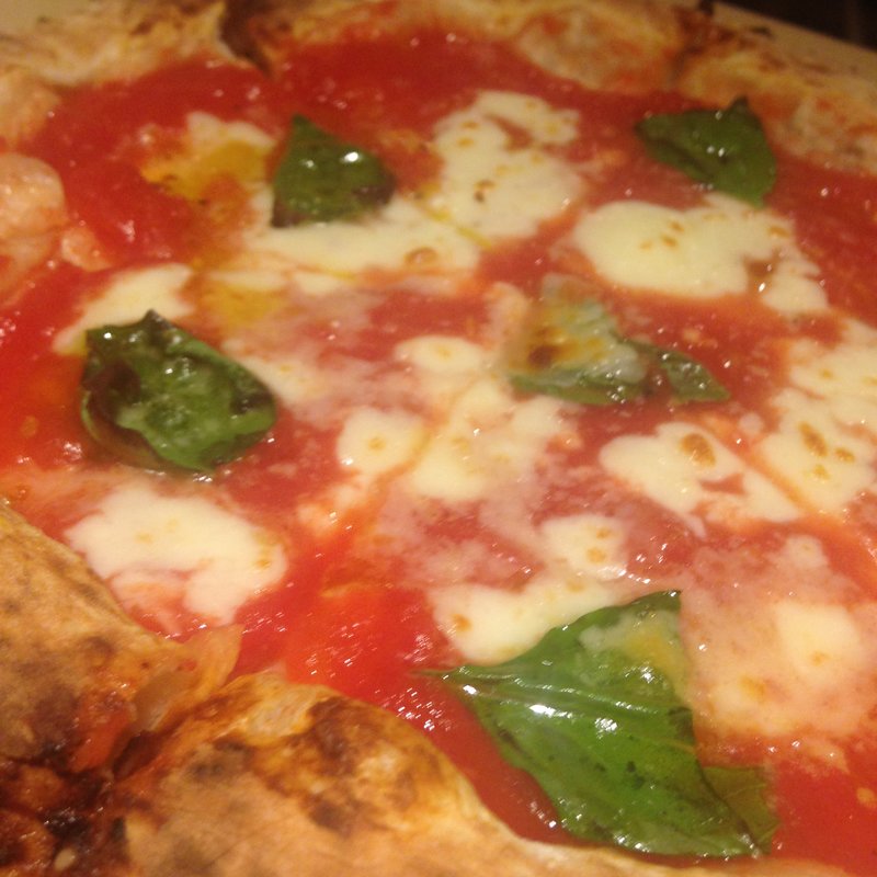 マルゲリータ(ピッツァフォルノカフェ （PIZZA　FORNO　CAFE）)