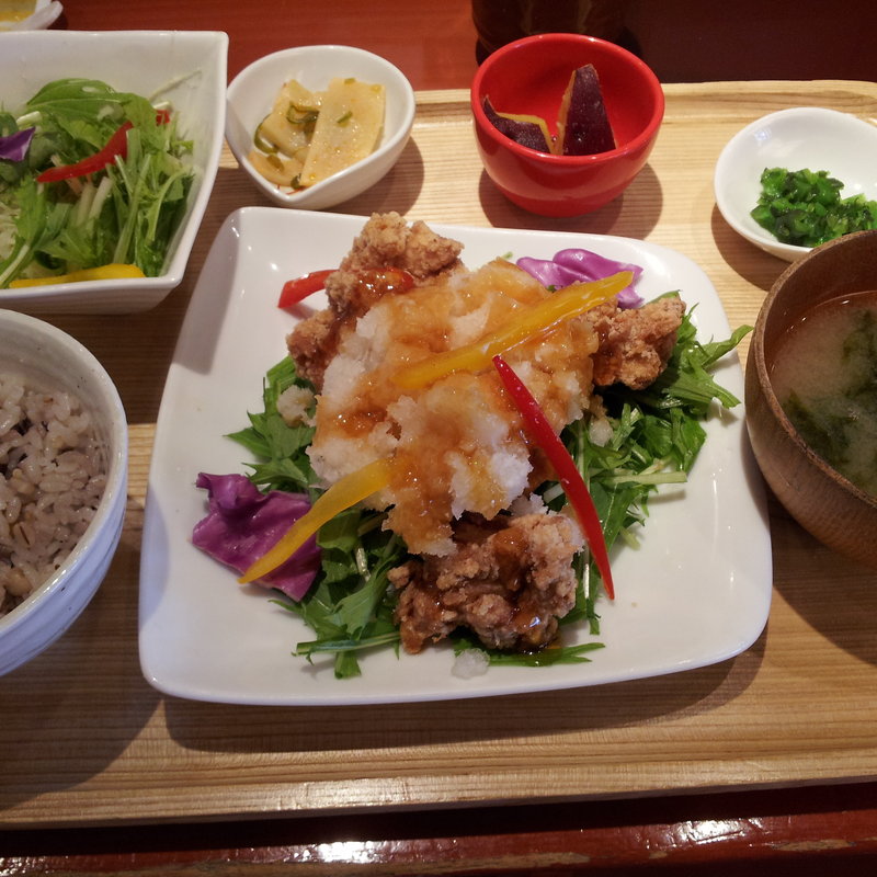 若鶏の竜田揚げおろし大根の甘酢がけ定食(ぼんや )