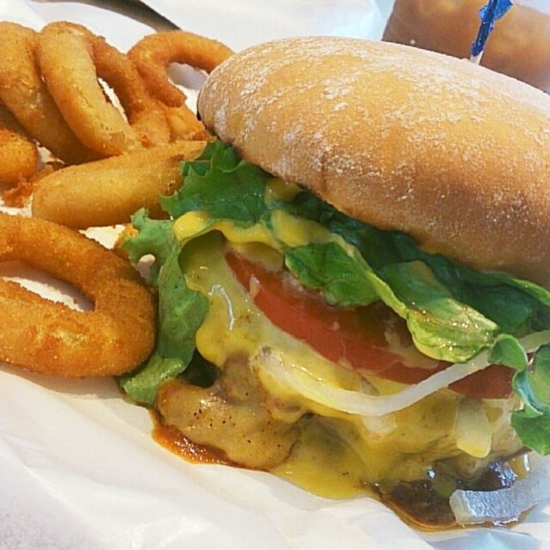 クラシックバーガーセット(テディーズビガーバーガーHAWAII)