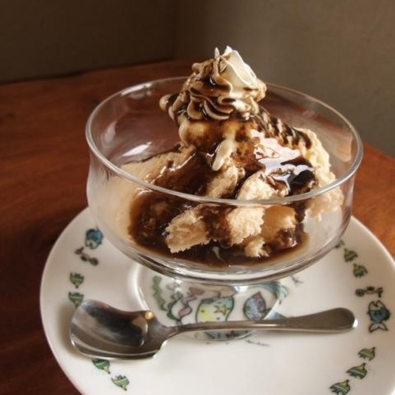 黒糖サンデー(COFFEE  HOUSE　ヤシの木　)