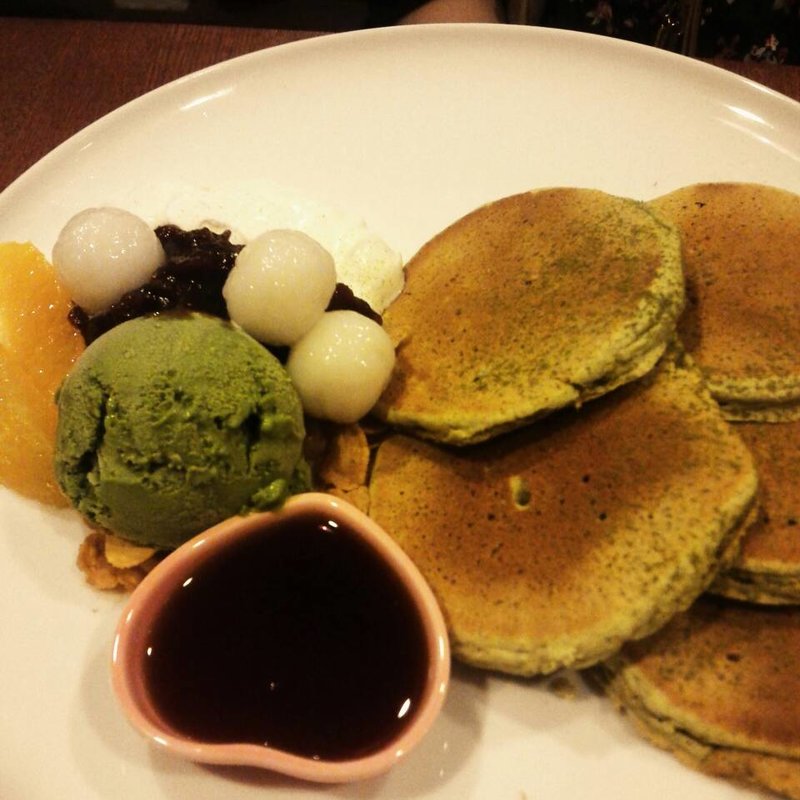 和 あずきと白玉の抹茶アイスのせ(HOKUHOKU)