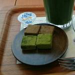 抹茶とほうじ茶の生チョコレート(nanas green tea)