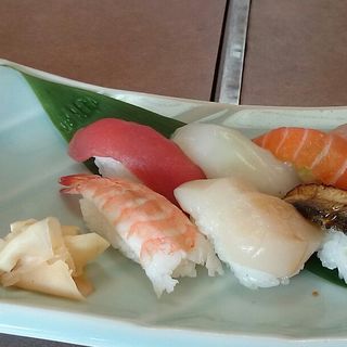 上握り寿司(寿司、一品料理、福重)