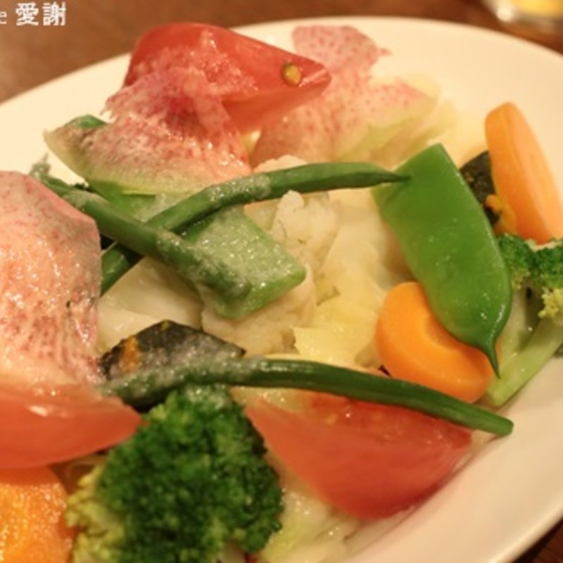 ルッコラとパルミジャーノ(アモーレ 木屋町)