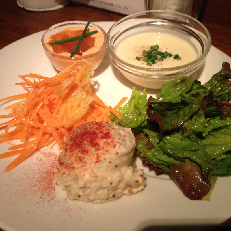 本日の前菜盛り合わせ(プチコニシ)