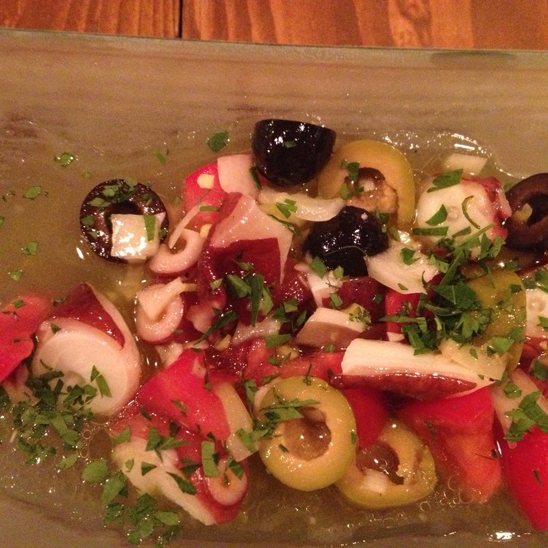 タコとエシャロットとフルーツトマトの地中海風マリネ(BIANCARA)