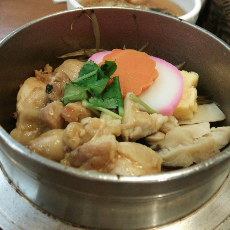 とり釜めし(紙ふうせん)