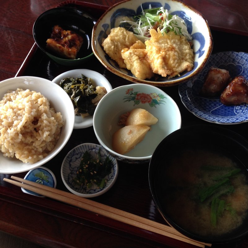 きょうのお昼ごはん(きんしゃり食堂 )
