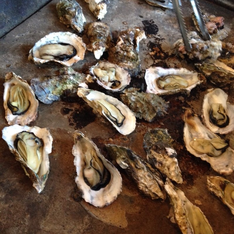 (海鮮かき焼かくれ家 )