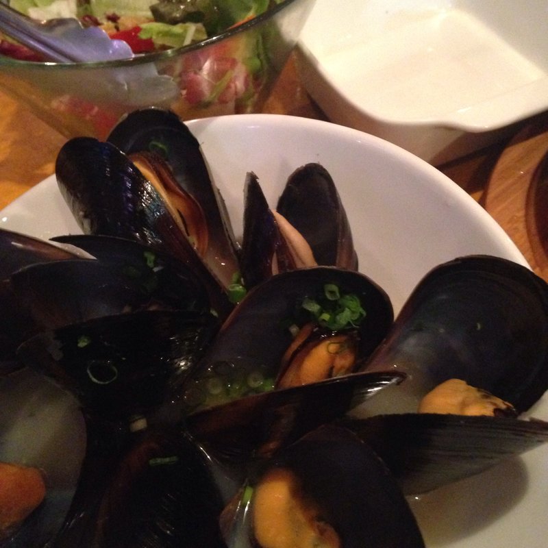 ムール貝のワイン蒸し(もりやワイン酒場 びすとろ椿々)