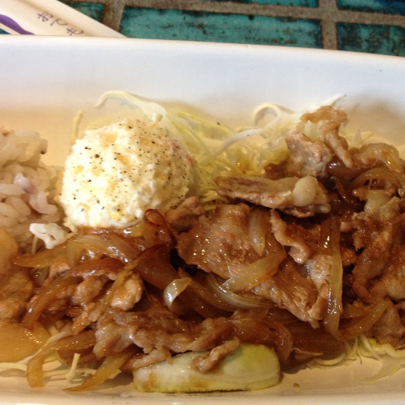 豚肉の生姜焼き(アンサンク ( UN CINQ ))