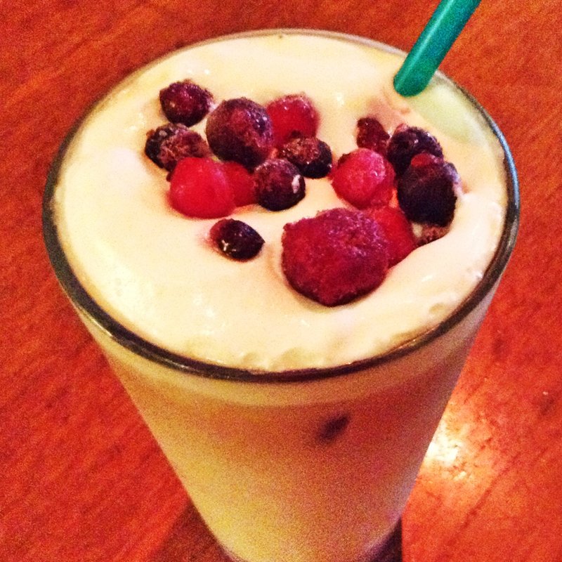 アイスベリーラテ(ROUGH RARE )