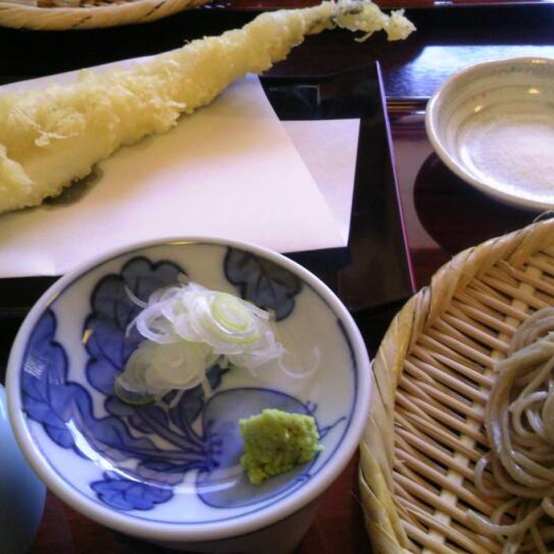 横浜金沢小柴の穴子天とせいろ(小さなそば屋　福寿　杉田)