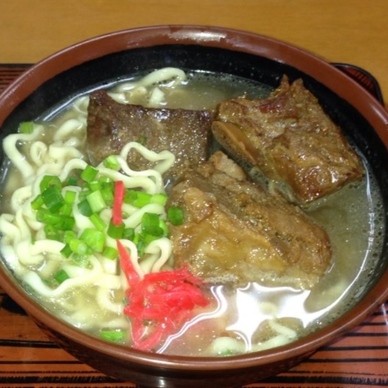 ソーキそば(○や食堂 （まるやしょくどう）)