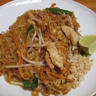 チキンのパッタイ(101 Thai Kitchen)