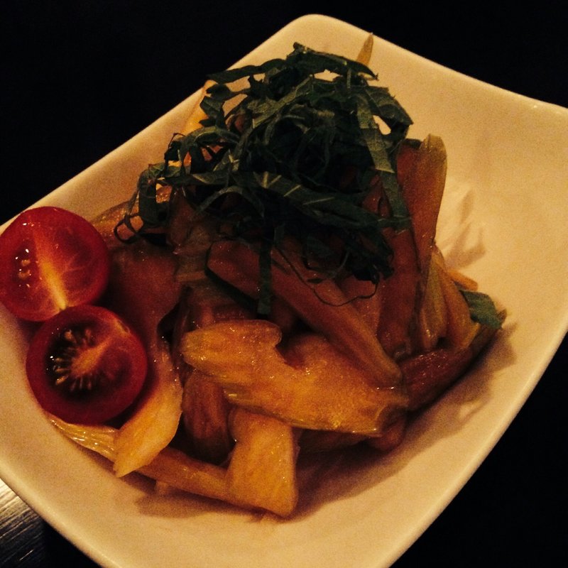 セロリのレモン醤油漬け(vivo! beer + dining bar)