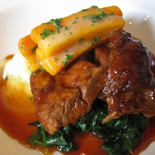 Glazed shoulder of new seasons lamb with creamed potato, glazed carrots and madeira(LA TROMPETTE)