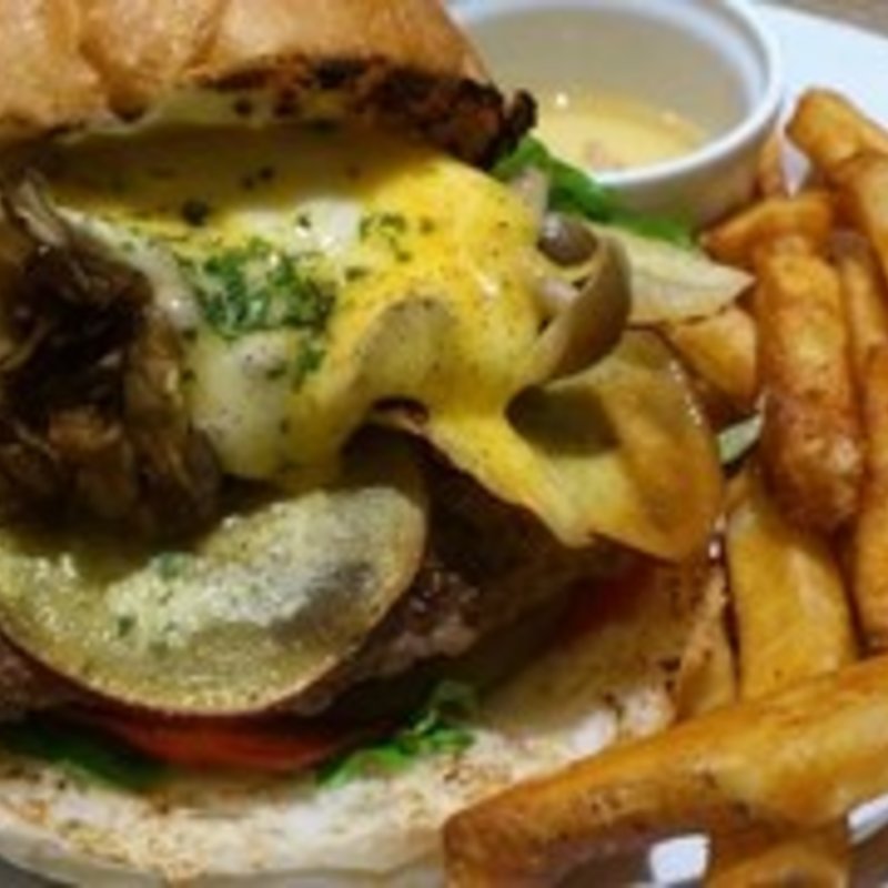 バーガーセット(J.S. BURGERS CAFE 新宿店 （J.S.バーガーズ カフェ 【旧店名】STANDARD BURGERS）)