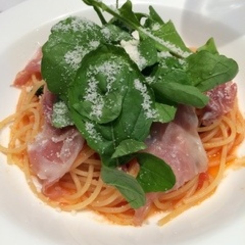 生ハムとルッコラのスパゲッティー(キハチ 青山本店)