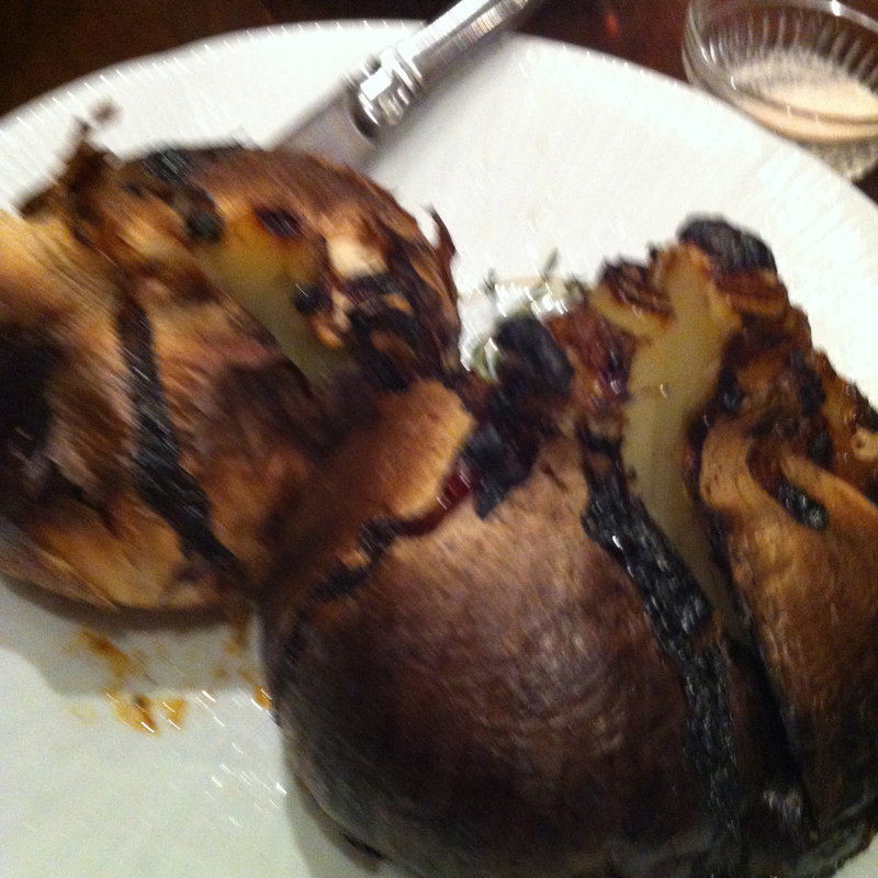 玉ねぎ燻製(立飲Bistro-SHIN （ビストロシン）)