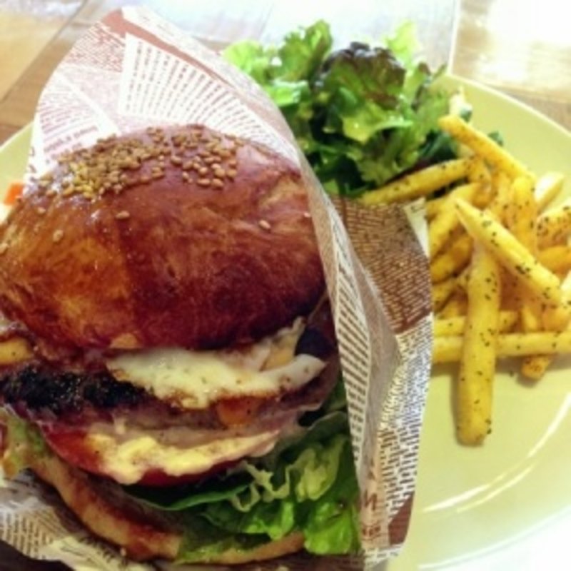 チーズバーガー(FRAPS （フラップス）)