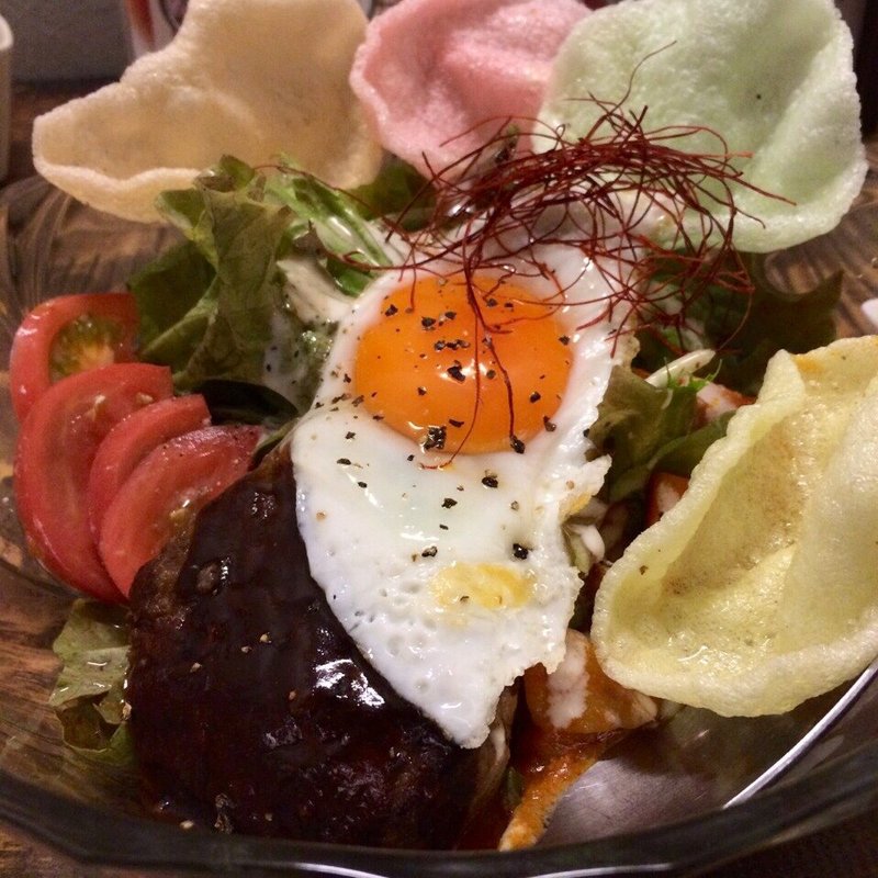 ロコモコ風ハワイアンサラダ(MAHALO)