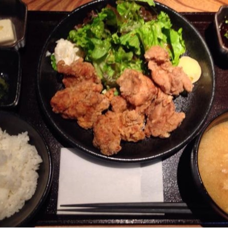 塩唐揚げ定食(串焼専門 佐五右衛門)