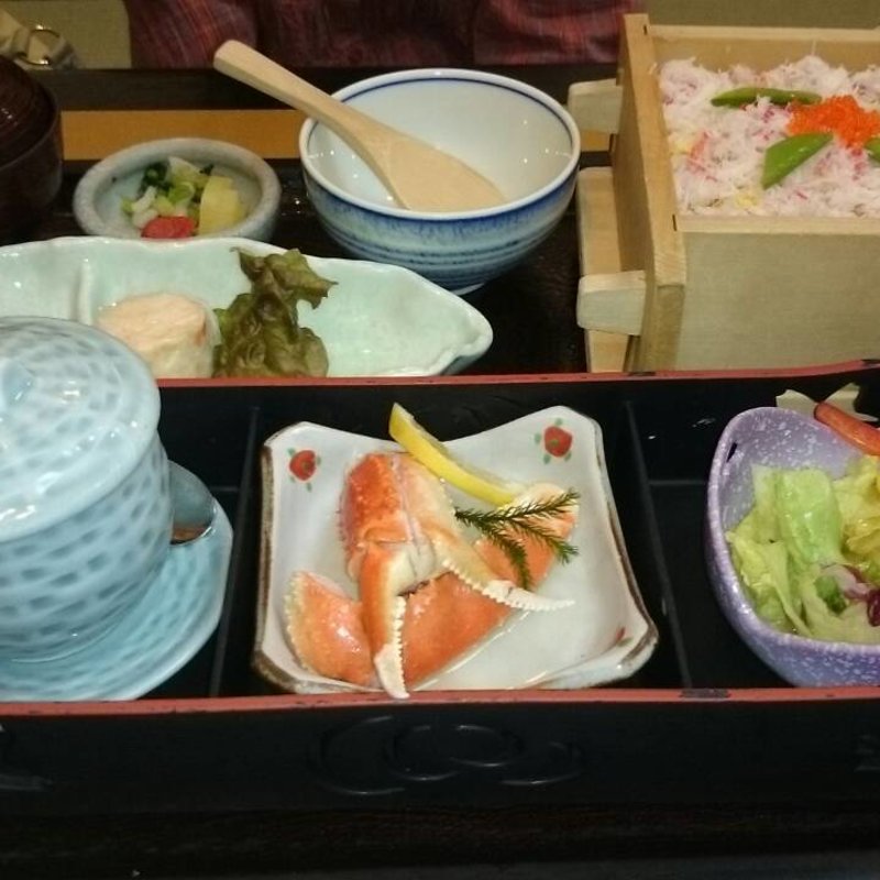 お食事が選べる華御膳 蟹蒸籠(和歌山甲羅本店)