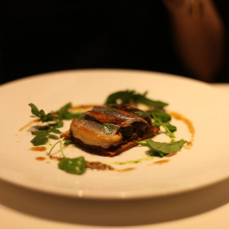 徳島産肉厚椎茸をタルト仕立てに ラルドの薄いベールで覆って(Restaurant Ryuzu)