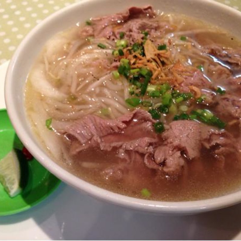 牛しゃぶ肉のフォー(銀座999)