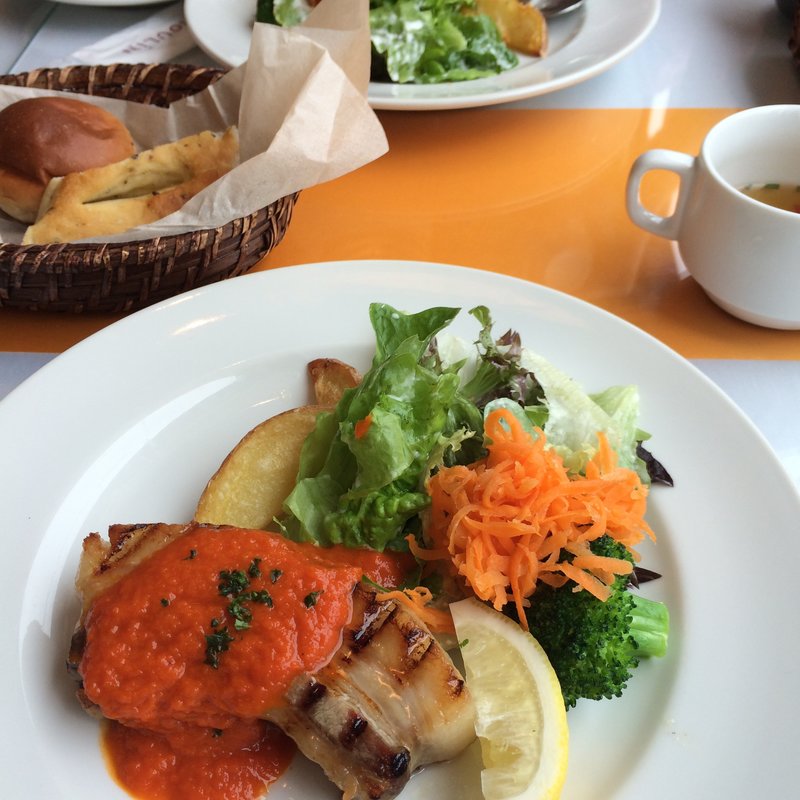 ホリデームーランランチ(MOULiN)