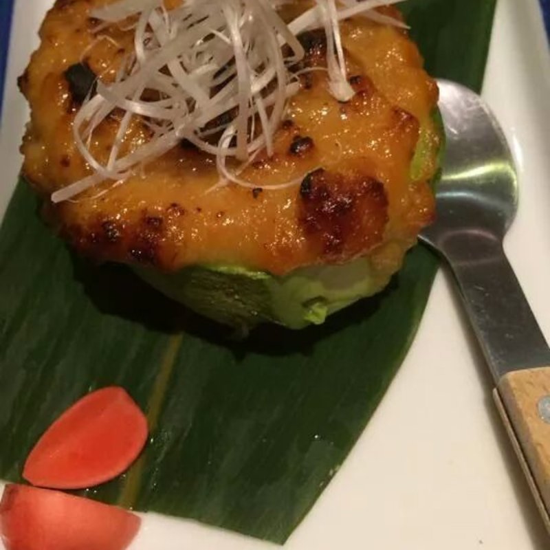 アボカドの鶏味噌焼き(ひだまり農園)
