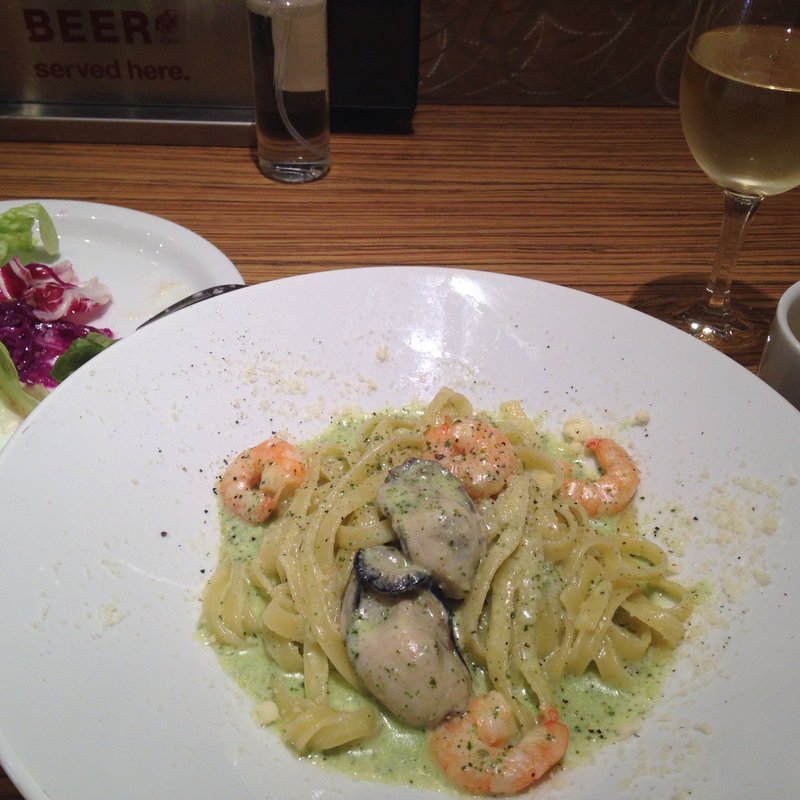 牡蠣とエビのクリームソース タリアッテッレ(オイスター テーブル 銀座コリドー店 （Oyster Table）)