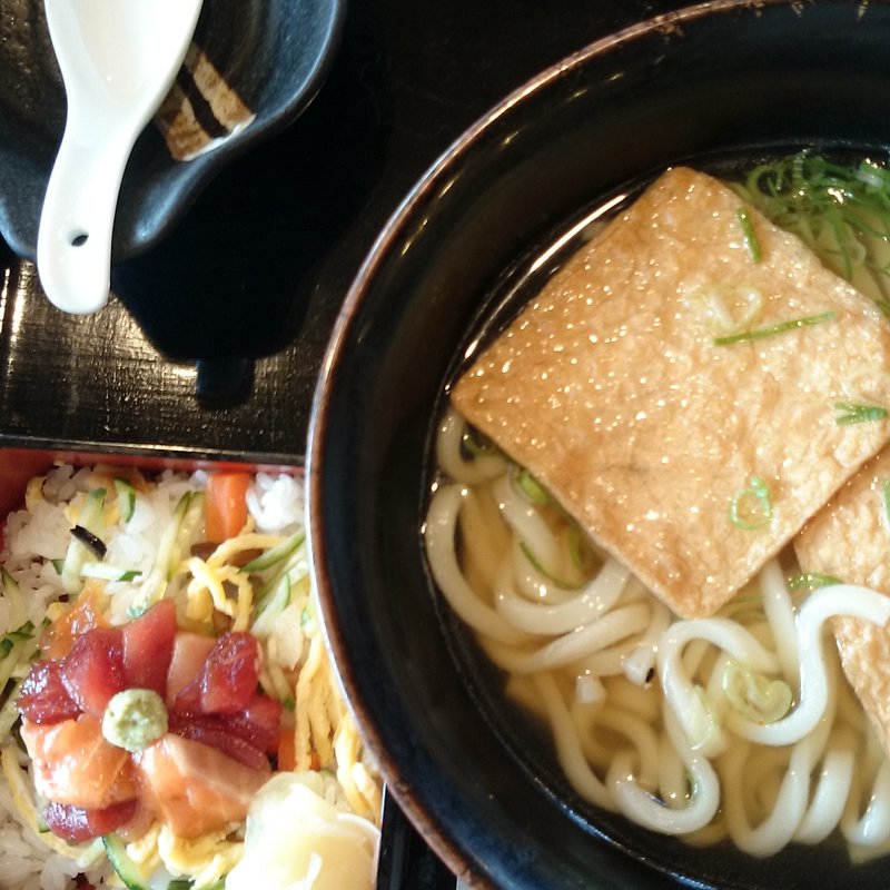 きつねうどん定食(おはし処 源ぺい 和歌山岩出店 )