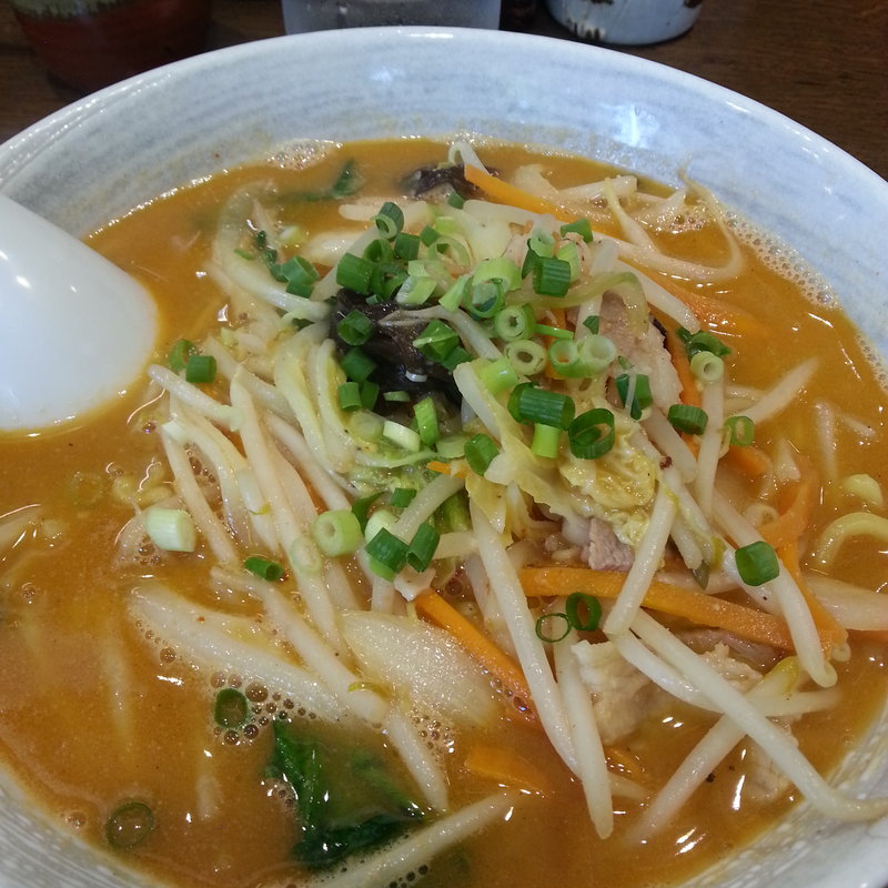 味噌野菜ラーメン（大盛り）(魚らん坂 （ぎょらんざか）)