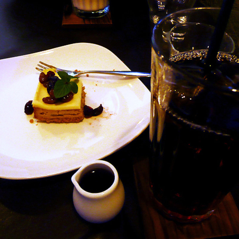 キャラメルチーズケーキ&アイスコーヒー(カフェエチカ)