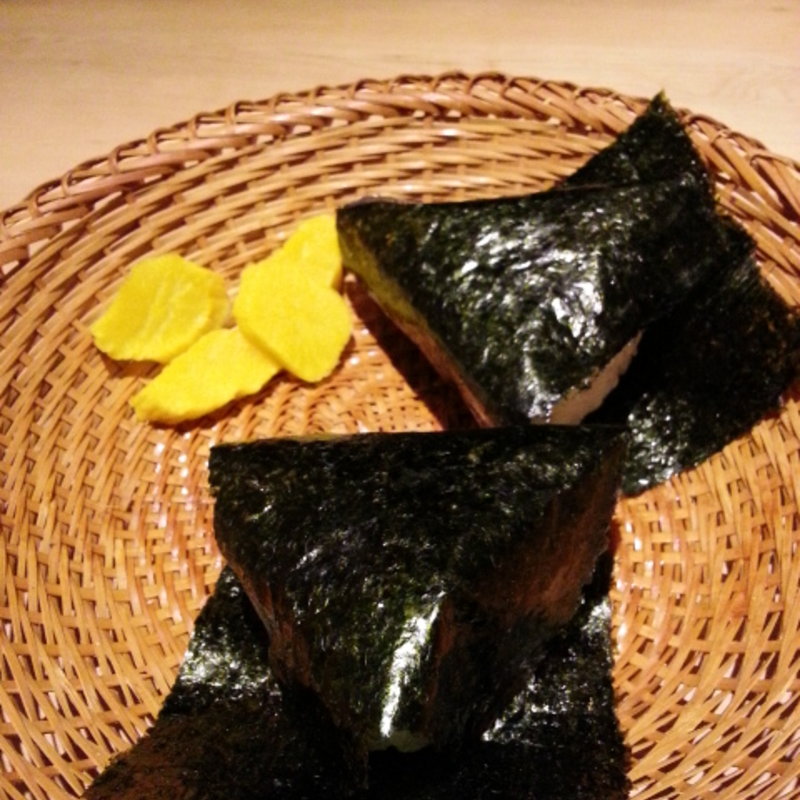 おにぎり 鮭(おにぎり 浅草 宿六)