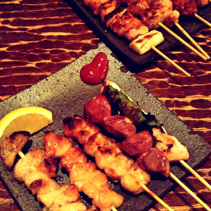 焼鳥盛り合わせ（10種類）(ももたろう 本店 )