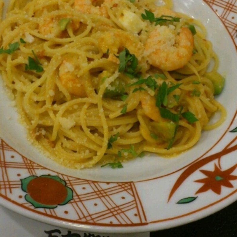 たっぷり海老とモッツァレラチーズのトマトクリーム(洋麺屋 五右衛門 トレッサ横浜店)