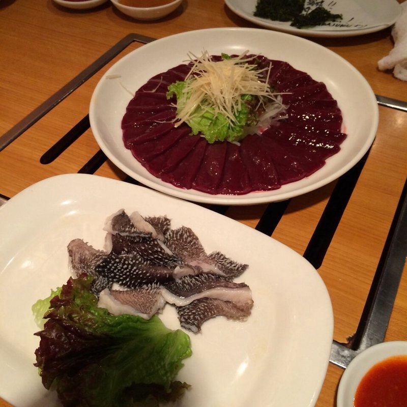 レバ刺し センマイ刺(名門)