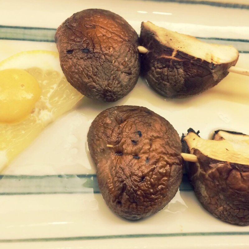 しいたけ焼き(やきとりの名門秋吉 石橋店)