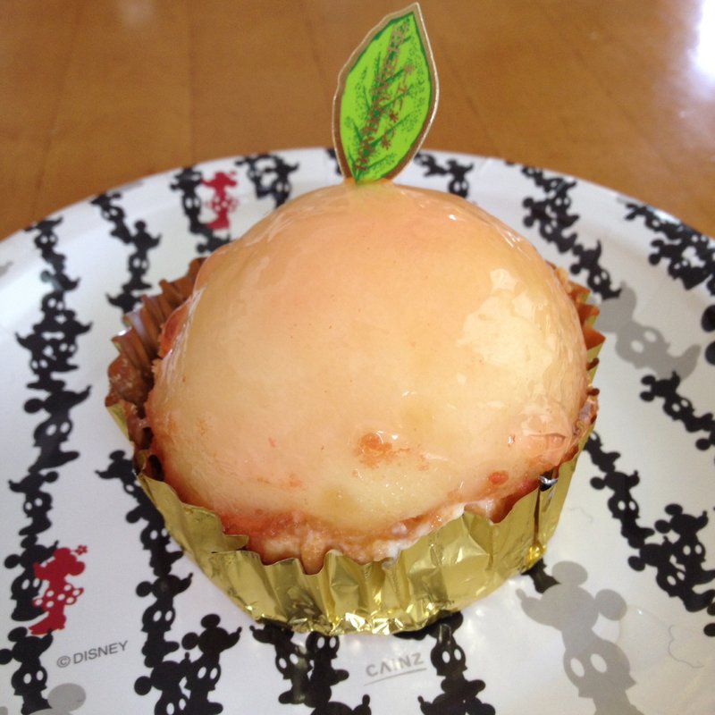 季節限定桃のタルト(ボンボニエール)