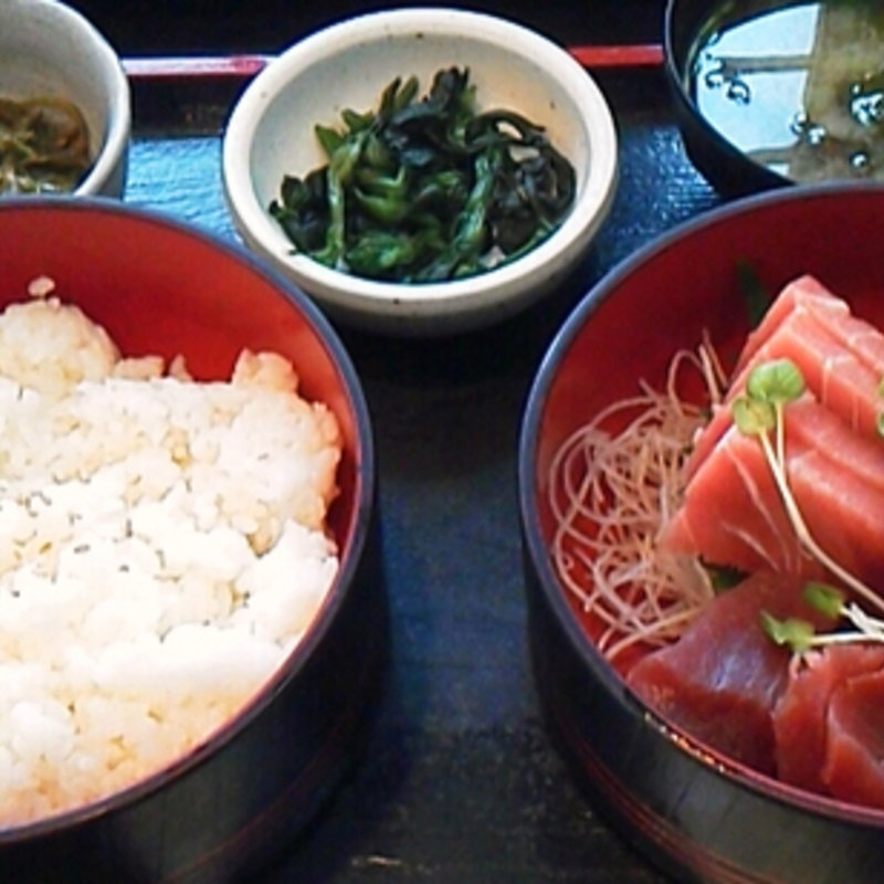 まぐろ重 (まぐろ食堂 七兵衛丸)