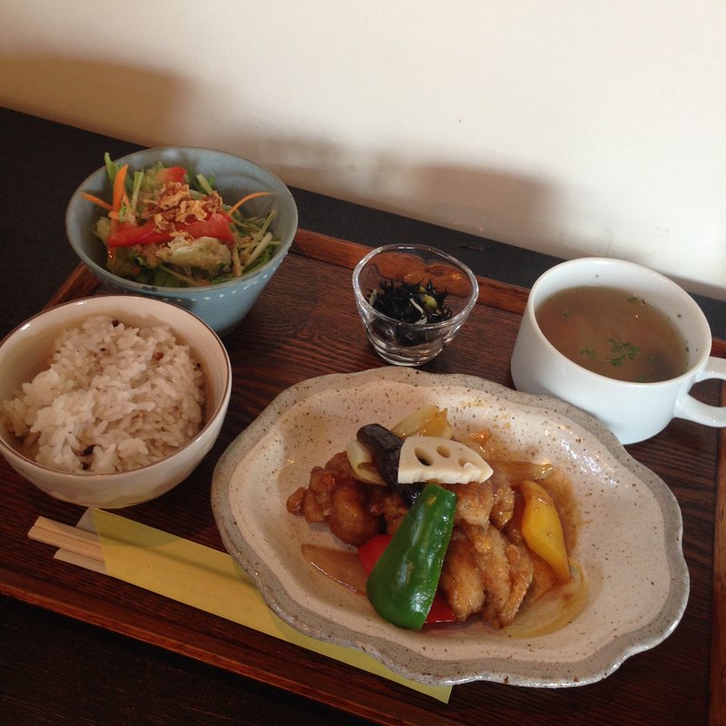 ランチごはんプレート(ザズ プランテ エ カフェ （zazu plantes et cafe）)