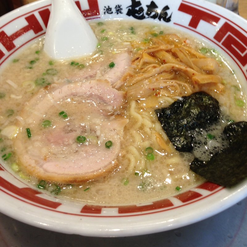 (屯ちん 新宿店 （とんちん）)