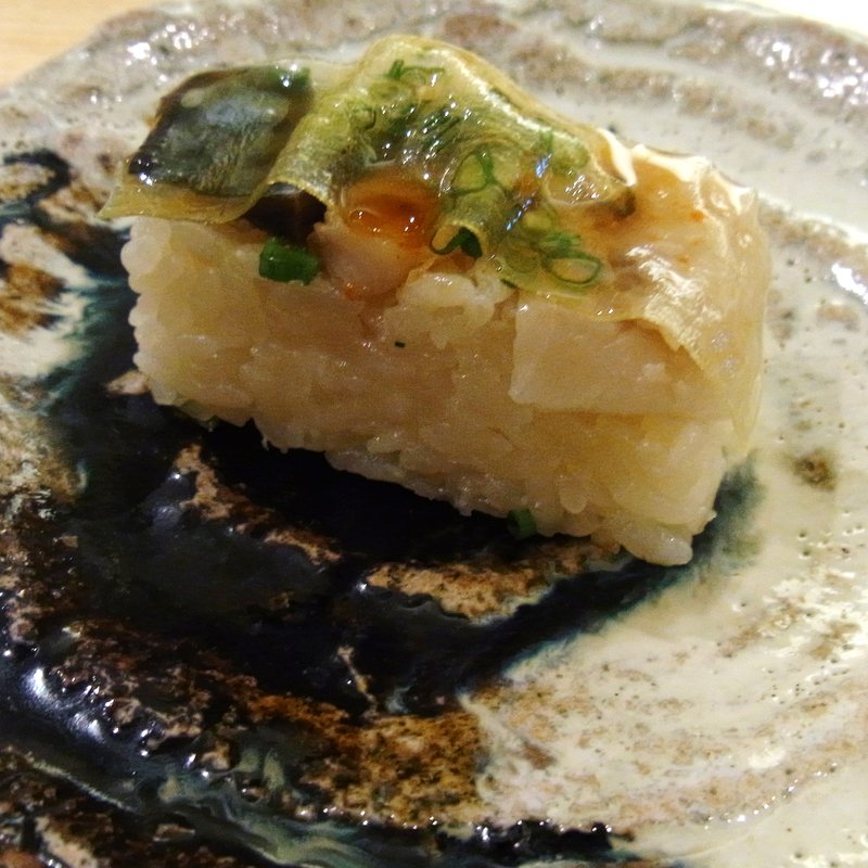 鯖の押し鮨(鮨割烹 やま中)