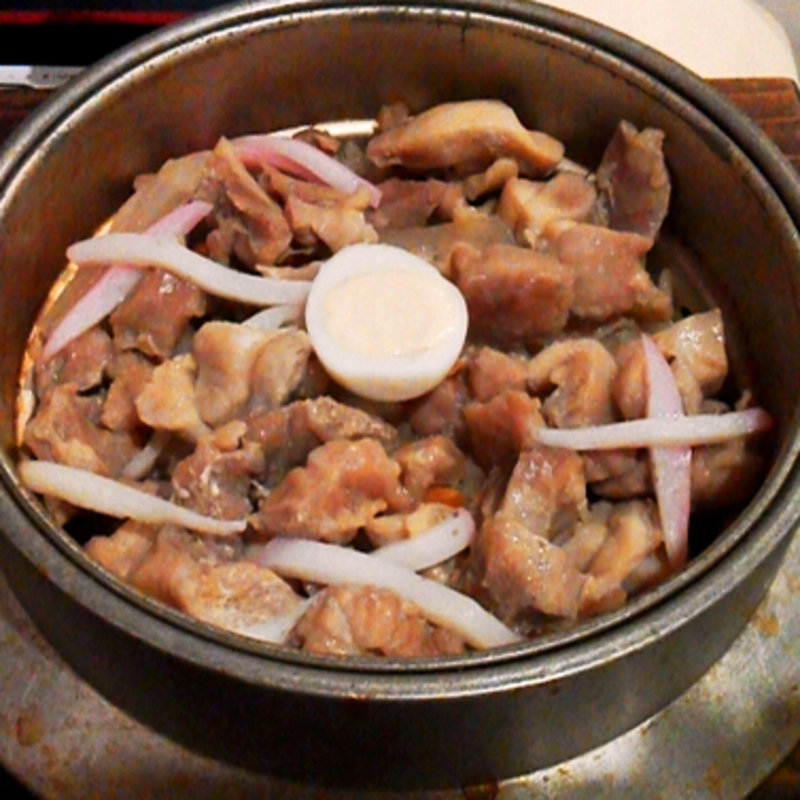 とり釜飯 (ハシャブ釜めし店 )