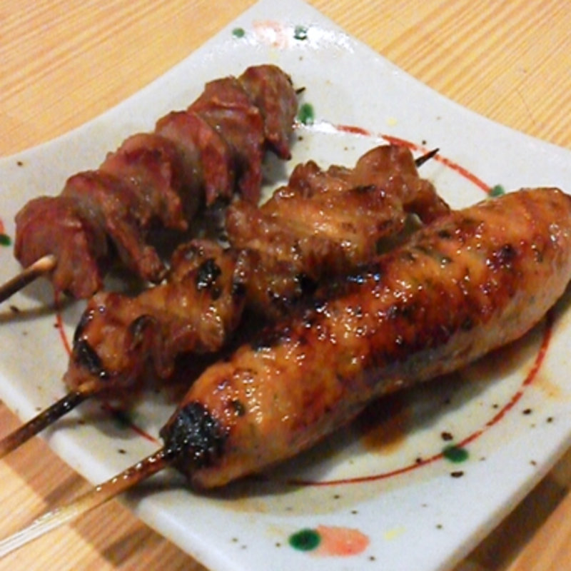 あっぱれ焼鳥　つくね他(炭火焼淳晴 （あっぱれ）)