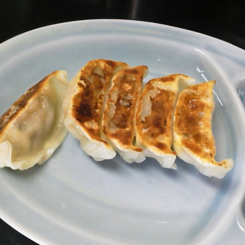 焼餃子(横浜家系ラーメン 大津家)